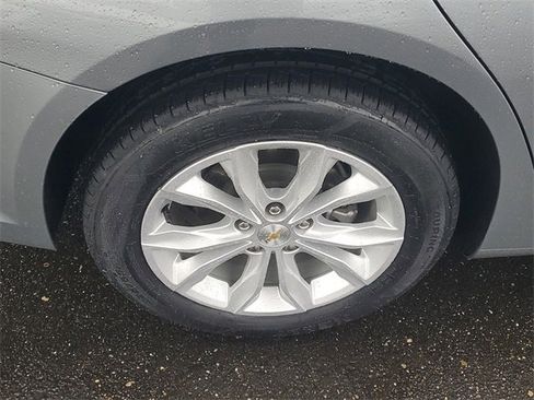 Used 2024 Chevrolet Malibu LT image 5