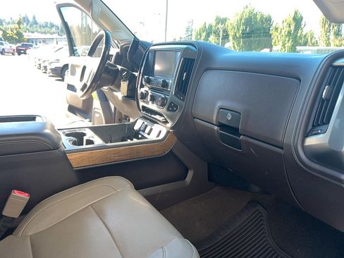 Used 2015 Chevrolet Silverado 2500 LTZ w/ Duramax Plus Package image 32