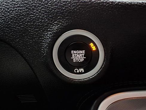 Used 2021 Dodge Challenger R/T image 14