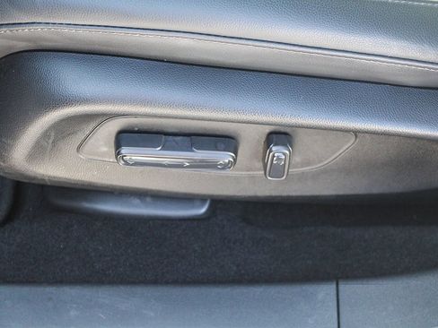 Certified 2024 Honda HR-V EX-L image 22