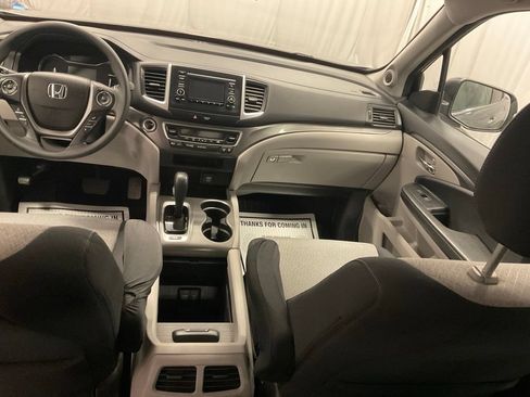 Used 2017 Honda Ridgeline RTS image 23