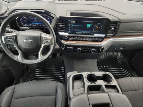 Used 2024 Chevrolet Silverado 1500 RST w/ Z71 Off-Road Package image 26