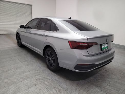 Used 2022 Volkswagen Jetta SE FWD image 5
