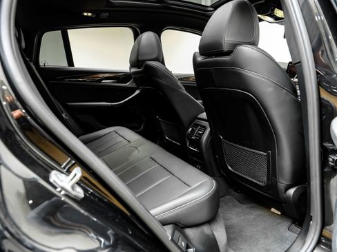 Used 2024 BMW X4 xDrive30i image 40