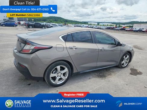 Used 2017 Chevrolet Volt LT FWD image 4