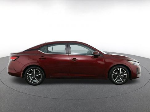 Used 2025 Nissan Sentra SV FWD image 10
