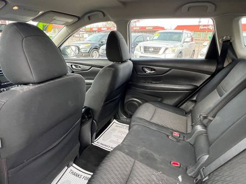 Used 2017 Nissan Rogue S FWD image 10