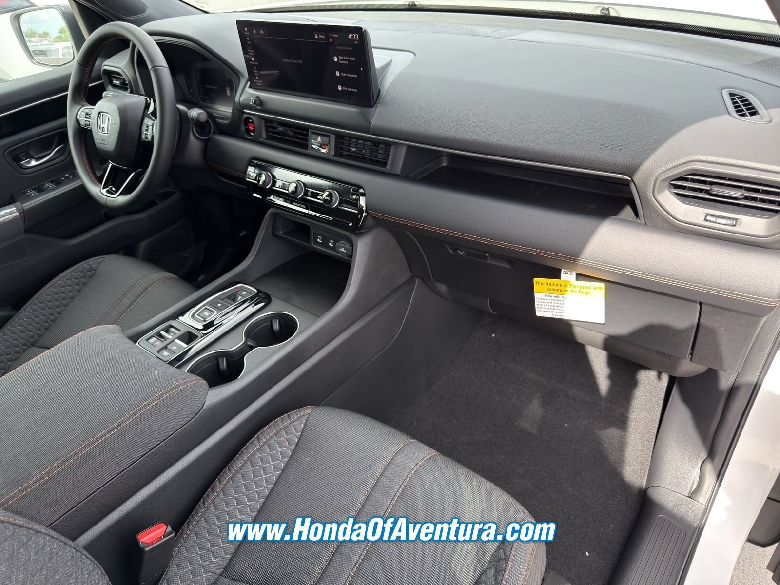 New 2026 Honda Pilot Sport image 7