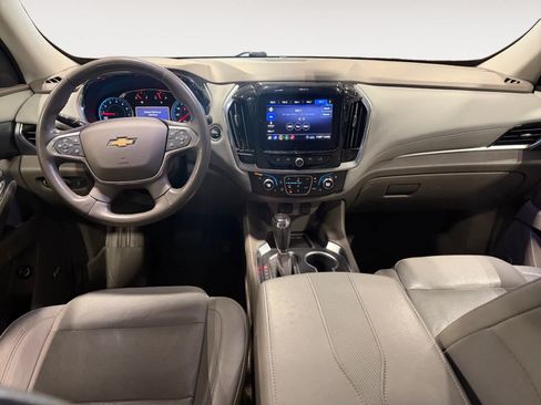Used 2020 Chevrolet Traverse Premier FWD image 11