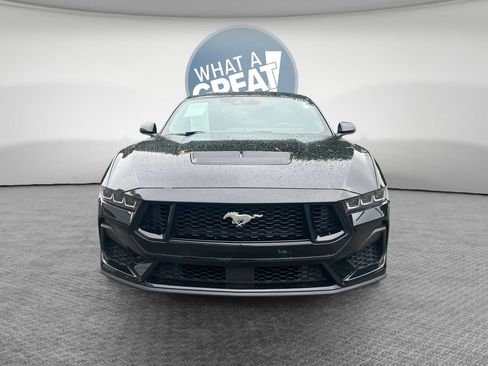 Used 2024 Ford Mustang GT Premium RWD image 9