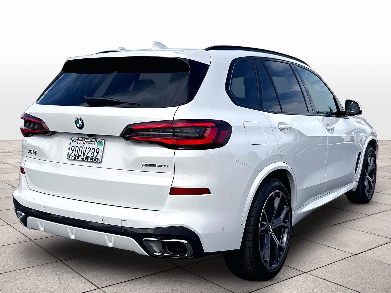 Used 2023 BMW X5 xDrive40i w/ M Sport Package AWD/4WD image 9