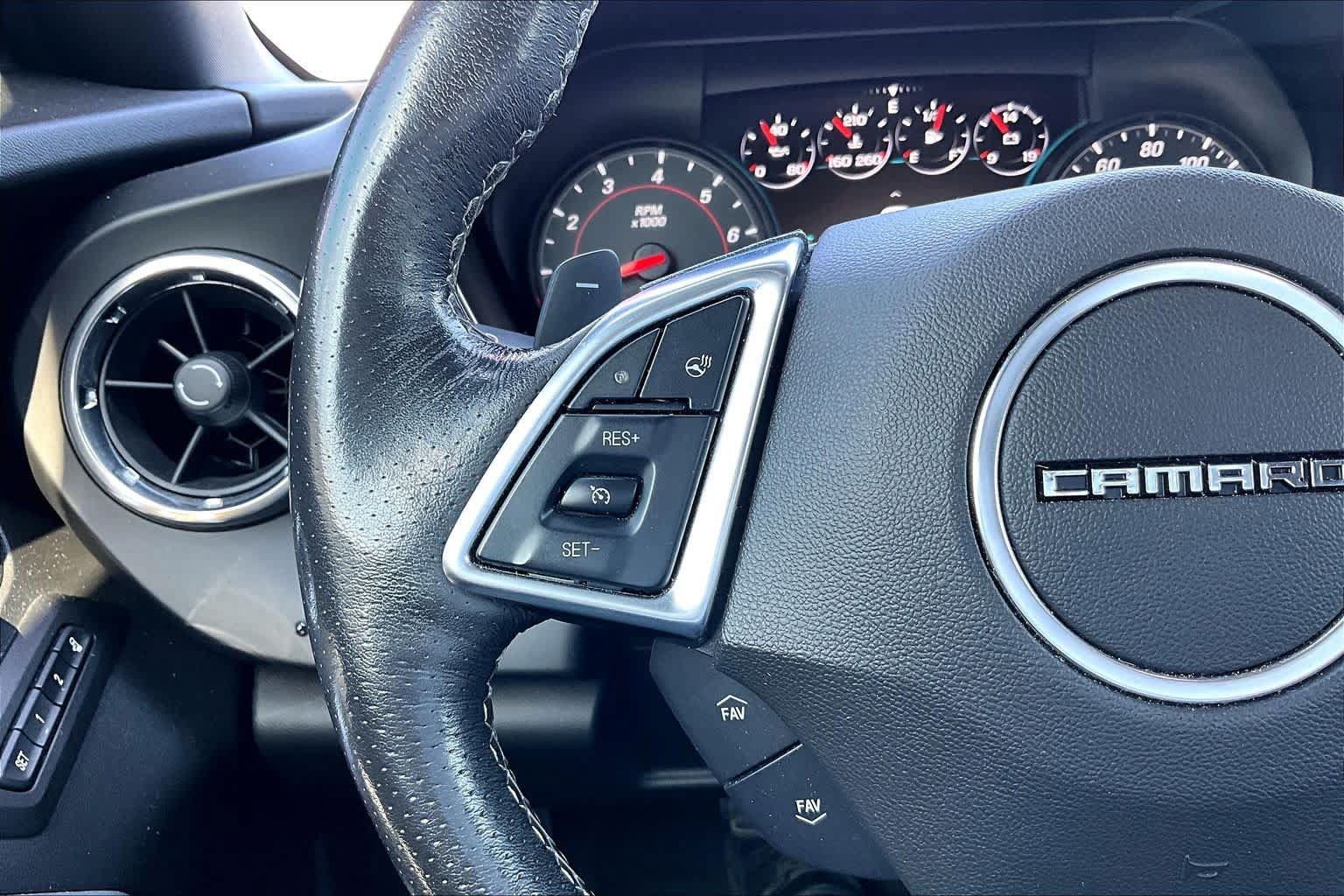 Used 2018 Chevrolet Camaro SS RWD image 24