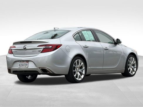 Used 2017 Buick Regal GS w/ Driver Confidence Package #2 image 5