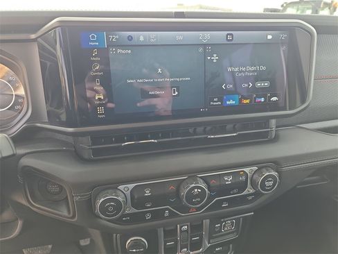 Used 2024 Jeep Wrangler Unlimited Rubicon image 22