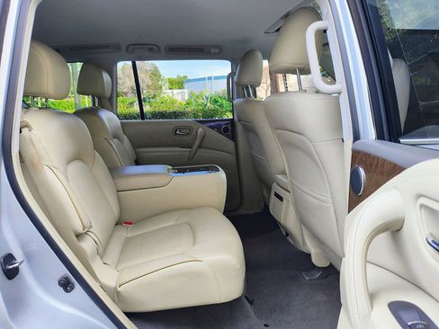 Used 2017 INFINITI QX80 2WD image 13