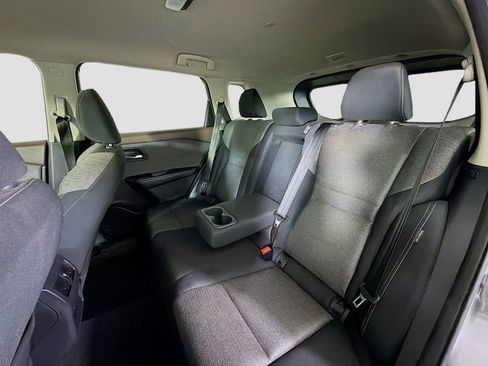 Used 2022 Nissan Rogue SV FWD image 24