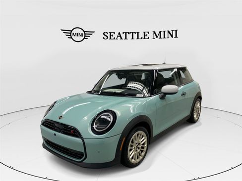 New 2026 MINI Cooper S image 1