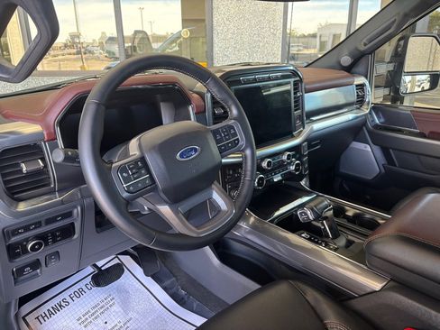 Used 2023 Ford F150 Lariat AWD/4WD image 7