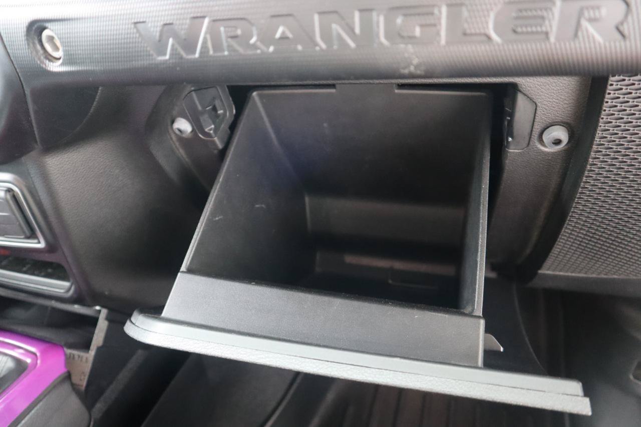 Used 2020 Jeep Wrangler Sport AWD/4WD image 40