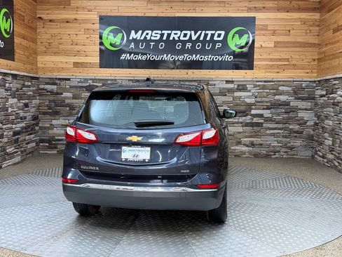Used 2018 Chevrolet Equinox LS AWD/4WD image 21