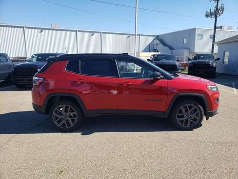 New 2026 Jeep Compass Limited AWD/4WD image 10