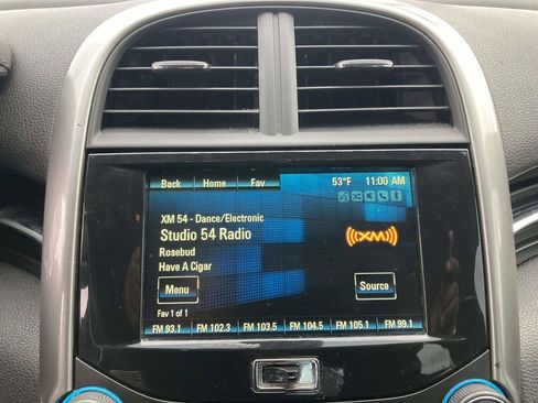 Used 2016 Chevrolet Malibu LT image 19