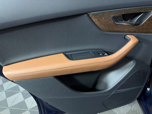 Used 2025 Audi Q7 3.0T Premium Plus w/ Premium Plus Package image 28