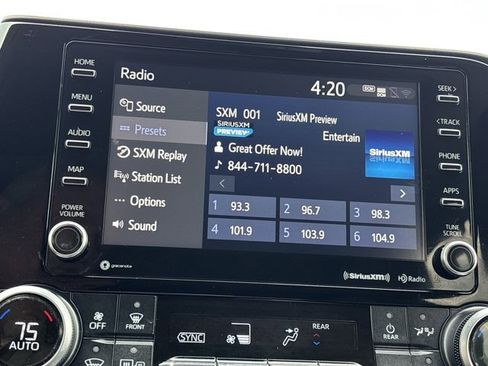 Used 2021 Toyota Highlander XLE image 36