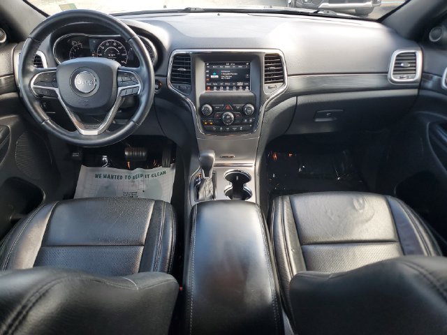Certified 2020 Jeep Grand Cherokee Laredo RWD image 17
