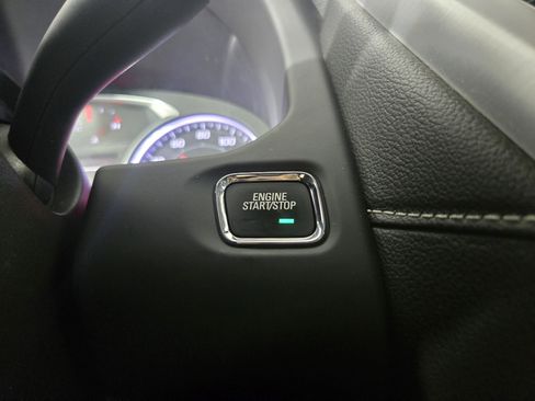 Certified 2019 GMC Acadia SLT w/ Black Edition FWD image 26