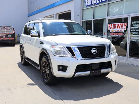 Used 2018 Nissan Armada Platinum w/ Captain Seat Package AWD/4WD image 2