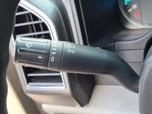 Used 2018 Ford F150 XLT AWD/4WD image 5