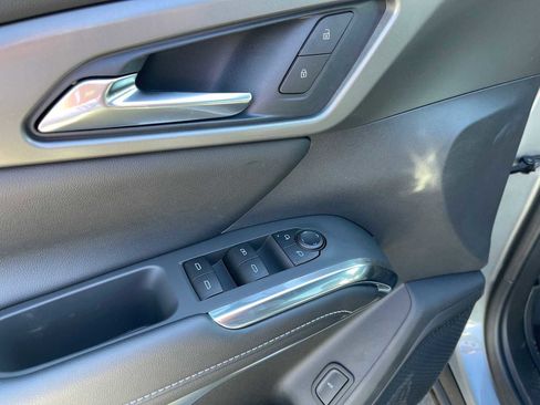 New 2025 Chevrolet Traverse LT w/ LPO, Floor Liner Package image 23