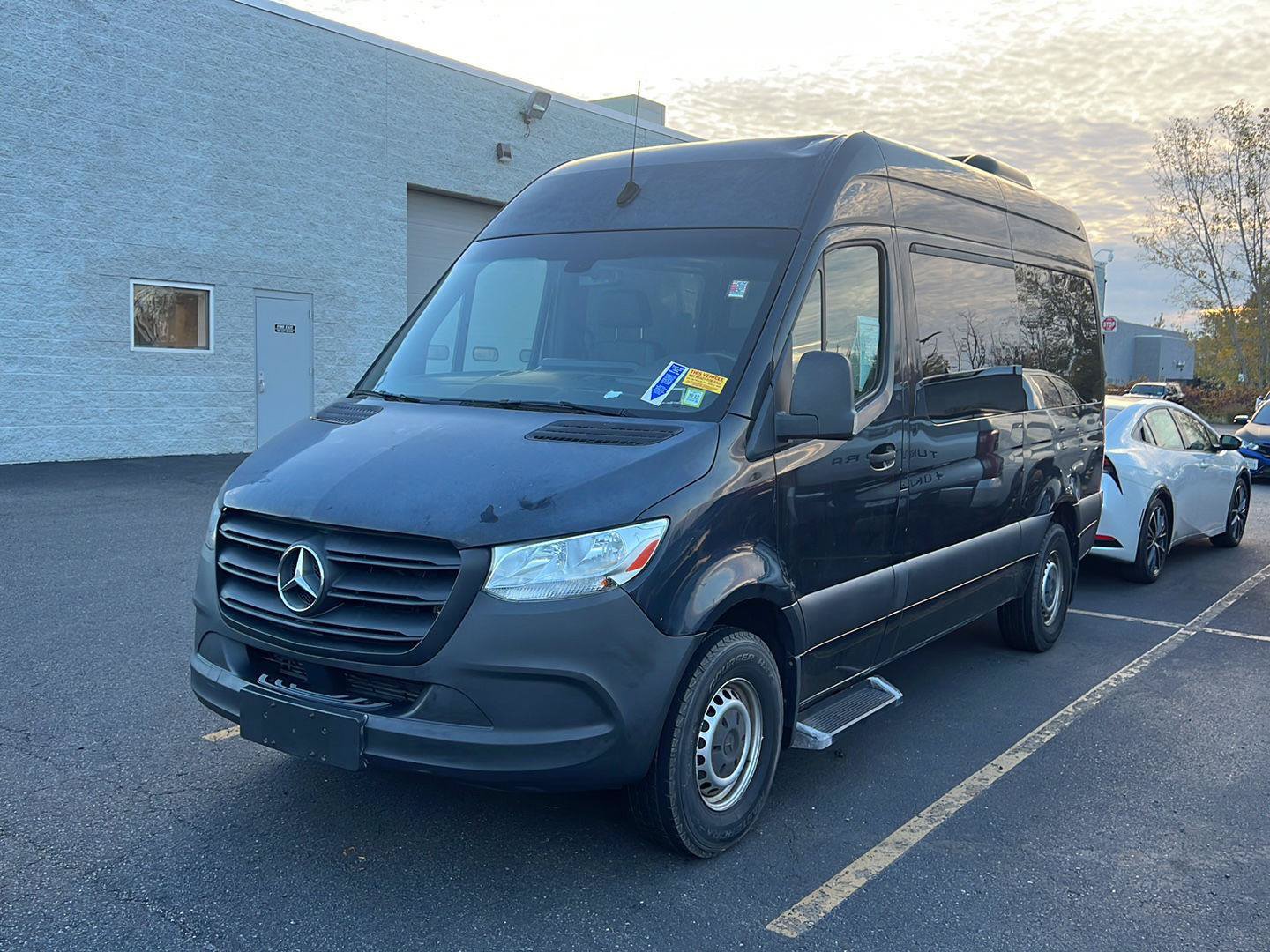 Used 2019 Mercedes-Benz Sprinter 2500 image 2