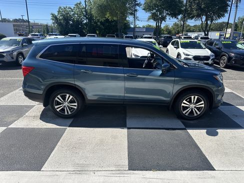 Used 2017 Honda Pilot EX-L image 3
