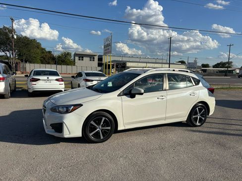 Used 2019 Subaru Impreza 2.0i Premium image 1