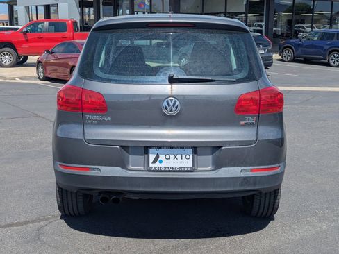 Used 2017 Volkswagen Tiguan S AWD/4WD image 6