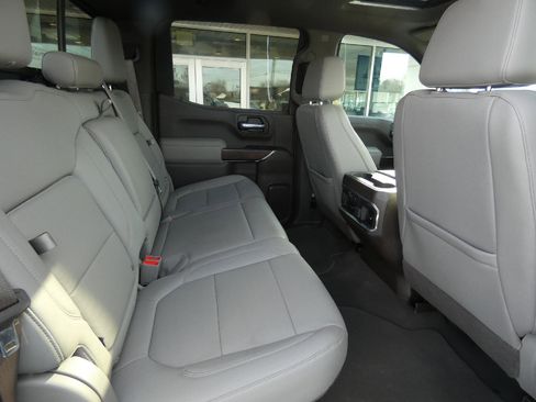 Certified 2021 GMC Sierra 1500 SLT w/ SLT Premium Plus Package image 17