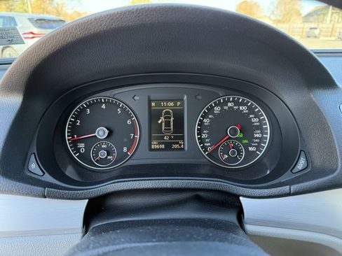 Used 2012 Volkswagen Passat 2.5 SE image 20