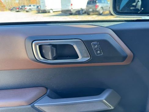 Used 2023 Ford Bronco Outer Banks image 26