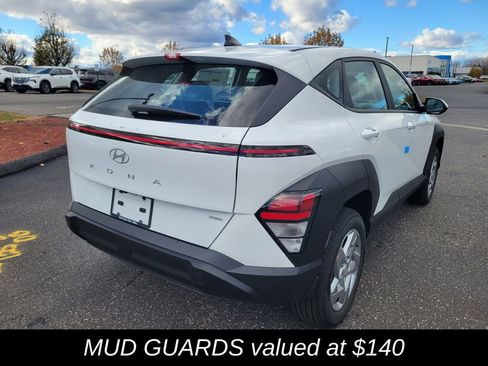 New 2026 Hyundai Kona SE image 3
