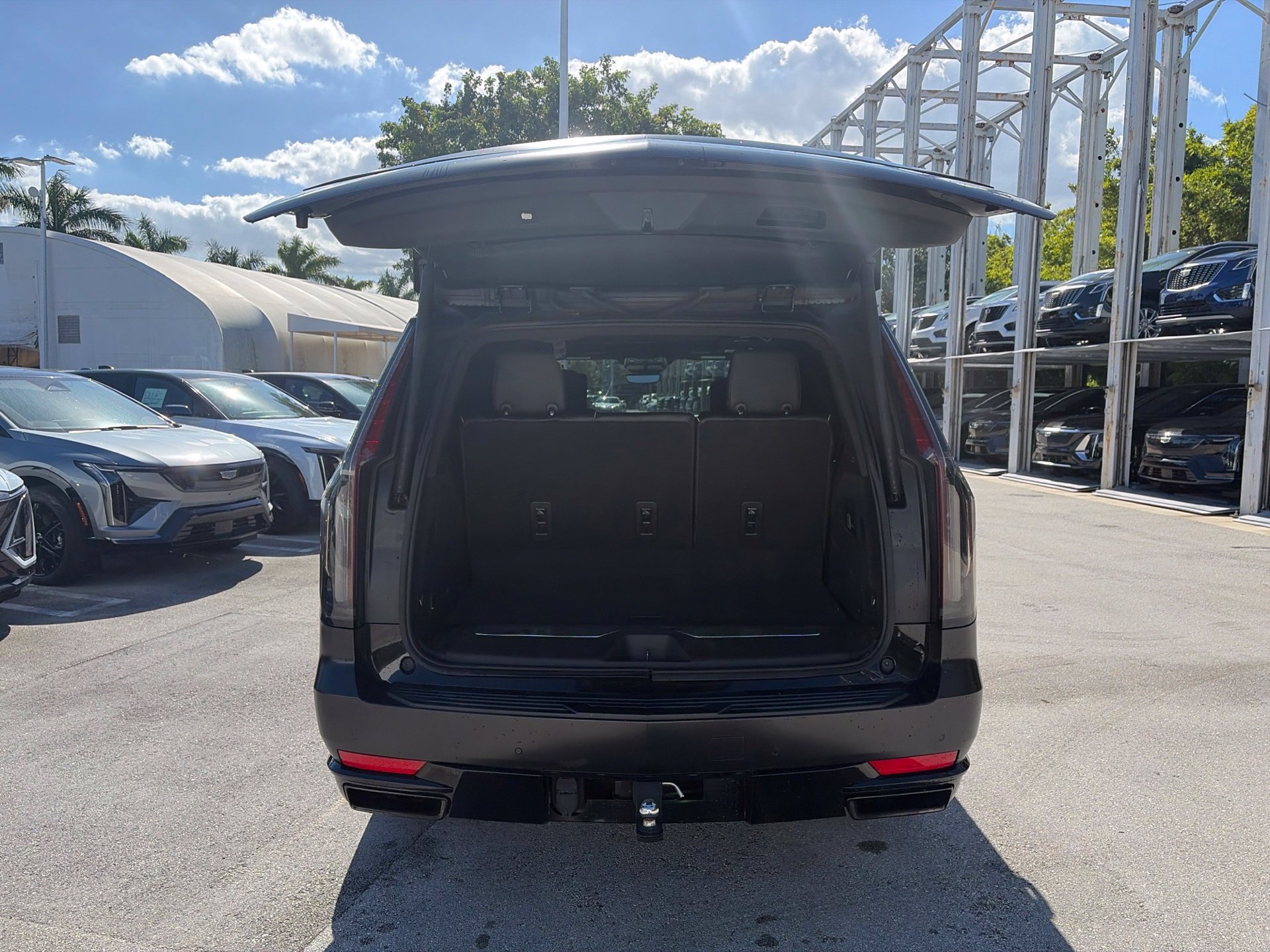 Used 2021 Cadillac Escalade Sport w/ Driver Assist Tech Package RWD image 5