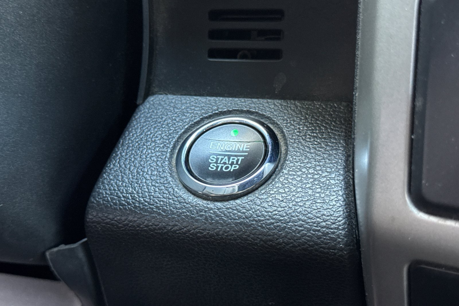Certified 2018 Ford F150 Lariat RWD image 21