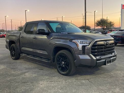 Used 2024 Toyota Tundra Limited image 3