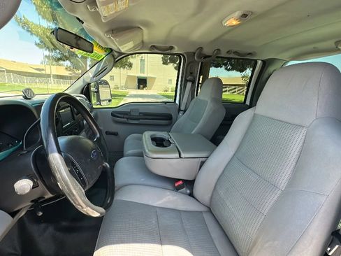 Used 2007 Ford F250 Lariat RWD image 12
