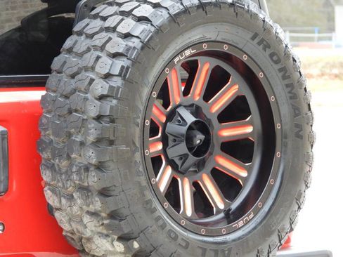 Used 2019 Jeep Wrangler Unlimited Sport S image 12