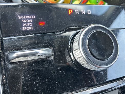 Certified 2021 Jeep Grand Cherokee L Limited w/ Luxury Tech Group II image 12