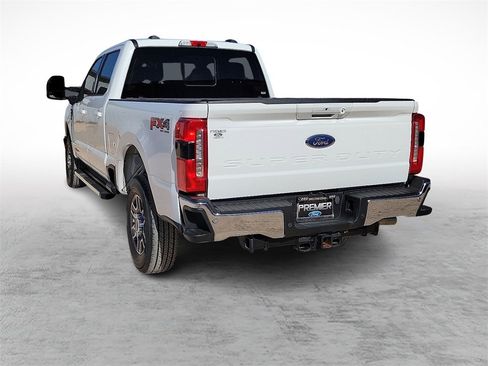 Used 2023 Ford F250 Lariat w/ FX4 Off-Road Package image 8