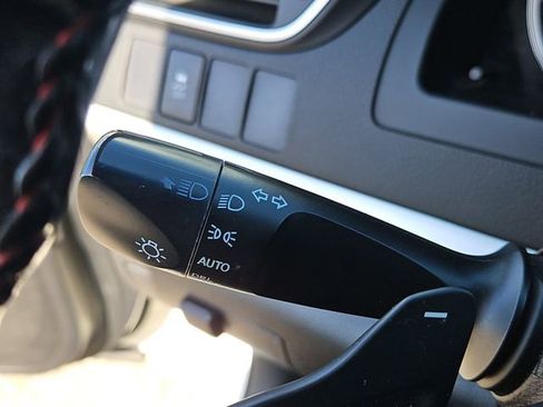 Used 2015 Toyota Camry XSE image 23