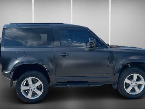 Used 2021 Land Rover Defender 90 First Edition AWD/4WD image 4